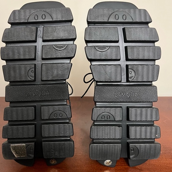 Lamoda IN BLOOM chunky sneaker Black colorful Floral Platform 6 NWOT - Picture 10 of 10